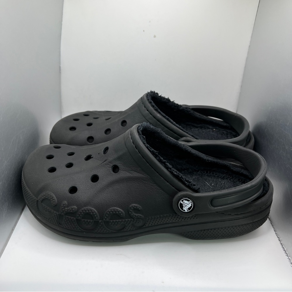 Unisex Crocs Size M-9 W-11